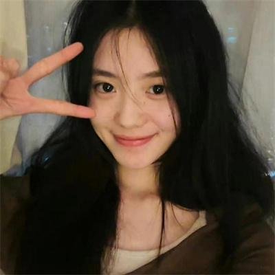 费家有女